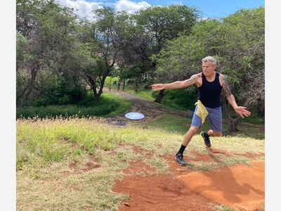 Saturday in the Park: Disc Golf Flourishes in Kahului